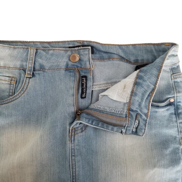 Dollhouse Denim Mini Skirt, Size 9 - Picture 4 of 7